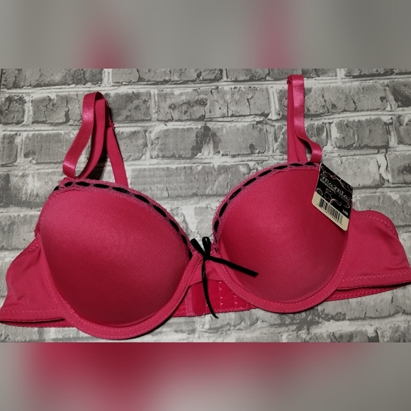 👜$3 - NWT MaMia 34B Pink with black outline‎ around cup Bra. - Picture 3 of 8